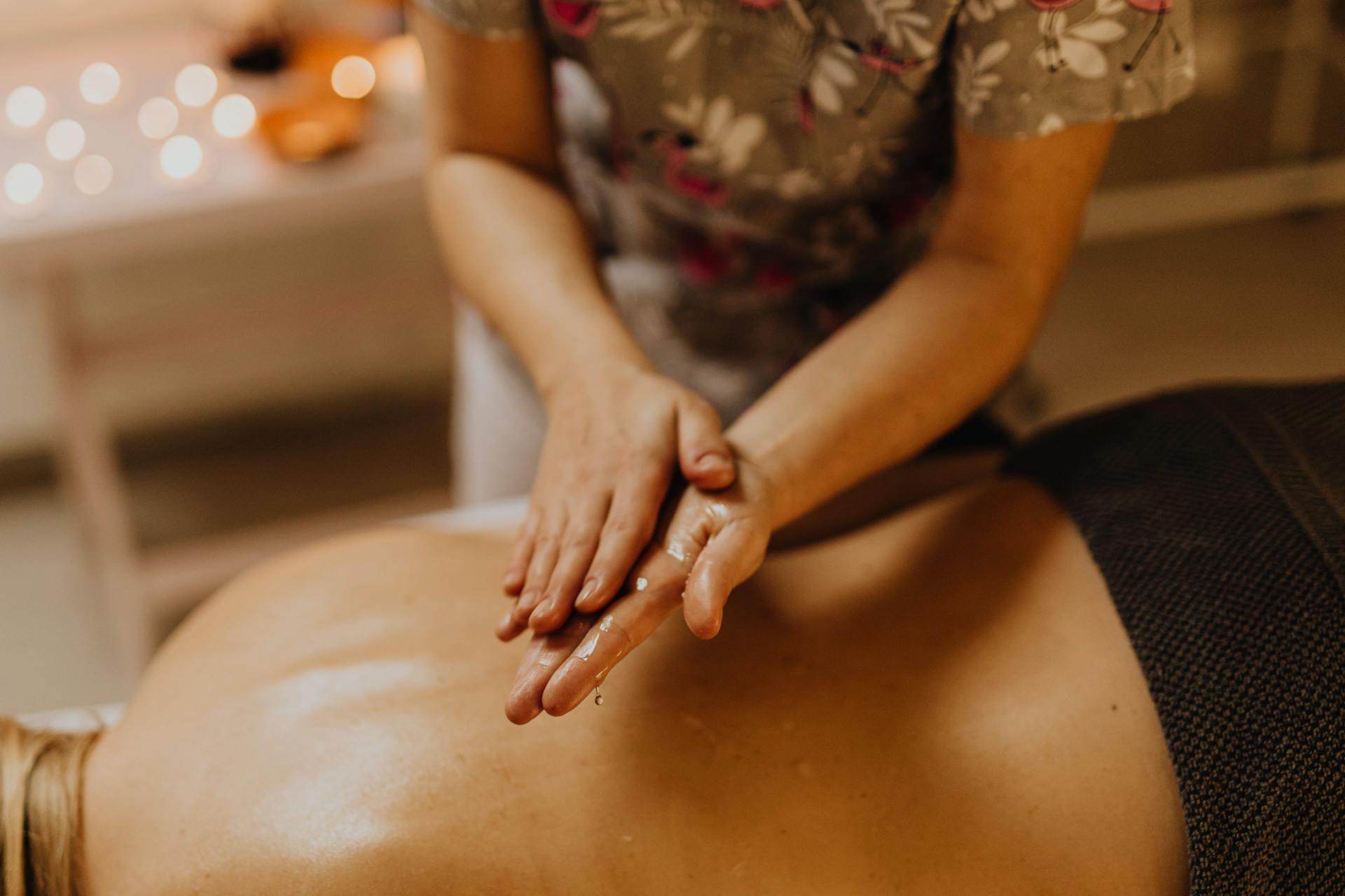 Julia Liebetrau – Lomi Lomi Massage